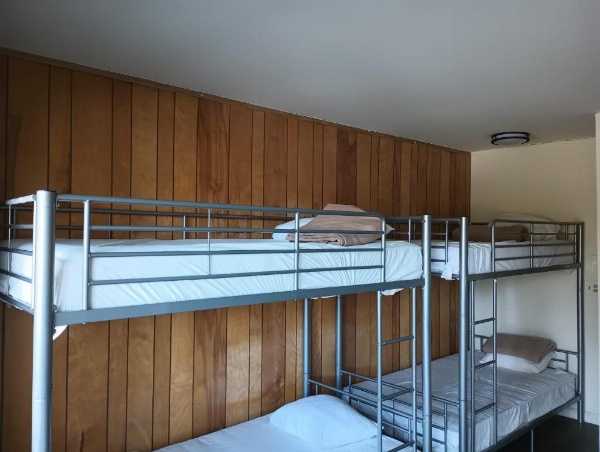 Cedar Inn & Suites image 20